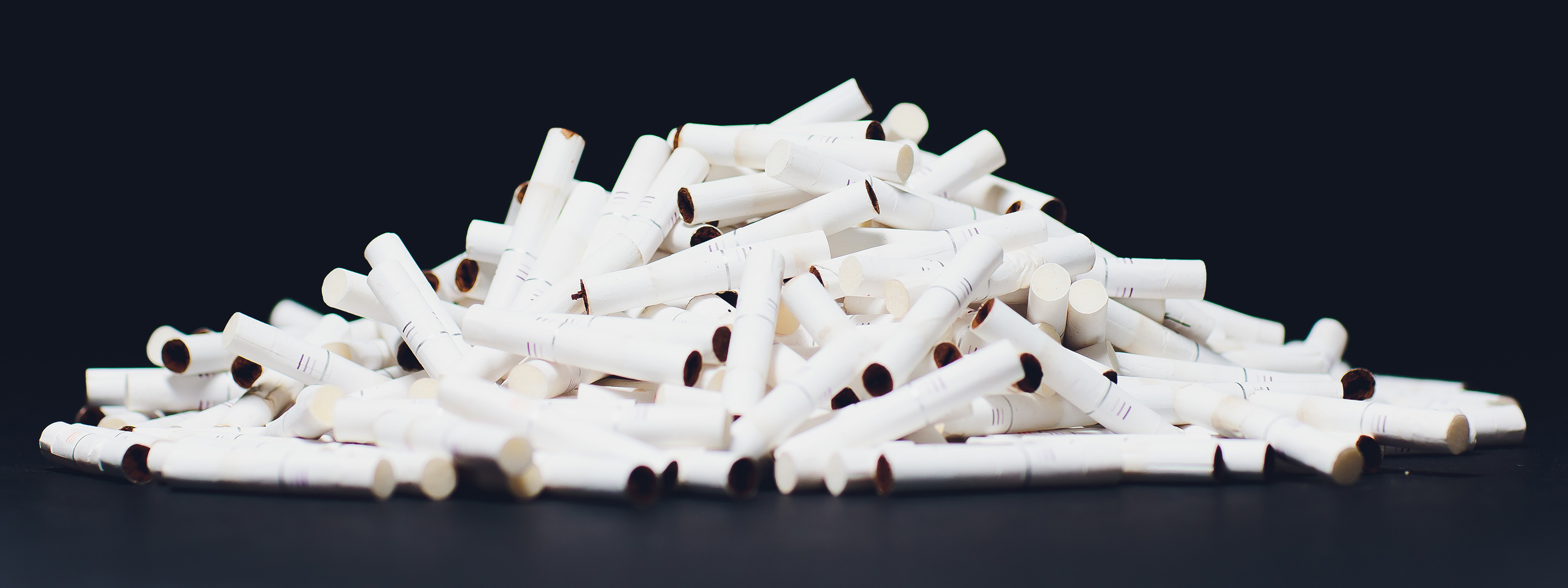 FDA Smokeless cigarettes produce less harmful chemicals